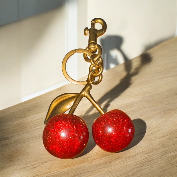 🍒🍒Cherry Keychain Purse Charm Stylish Red Glitter Double Cherries NWT - Picture 3 of 8